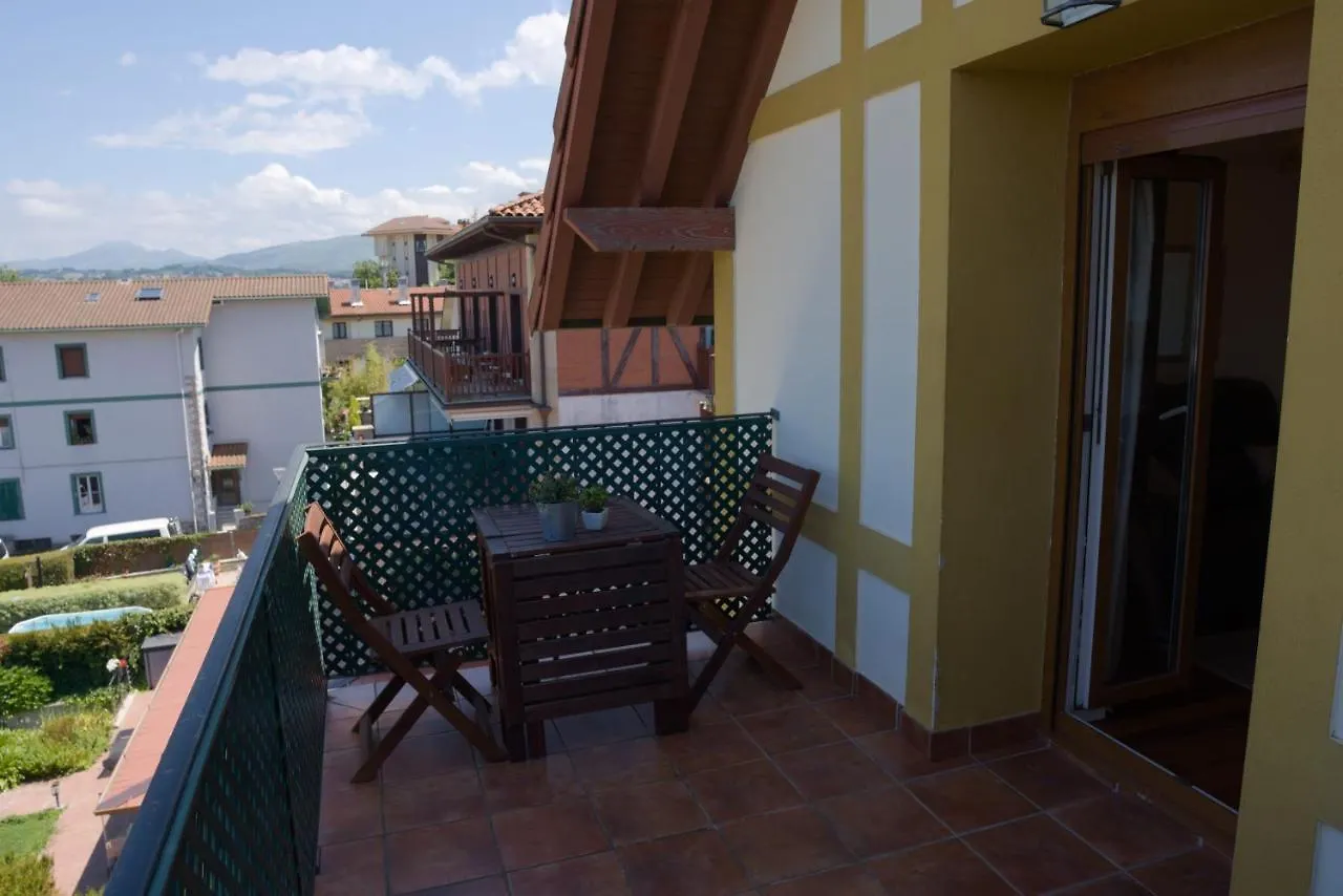 Apartamento Piso reformado en 1ª línea Hondarribia