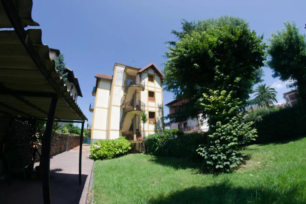 Apartamento Piso reformado en 1ª línea Hondarribia  0*,