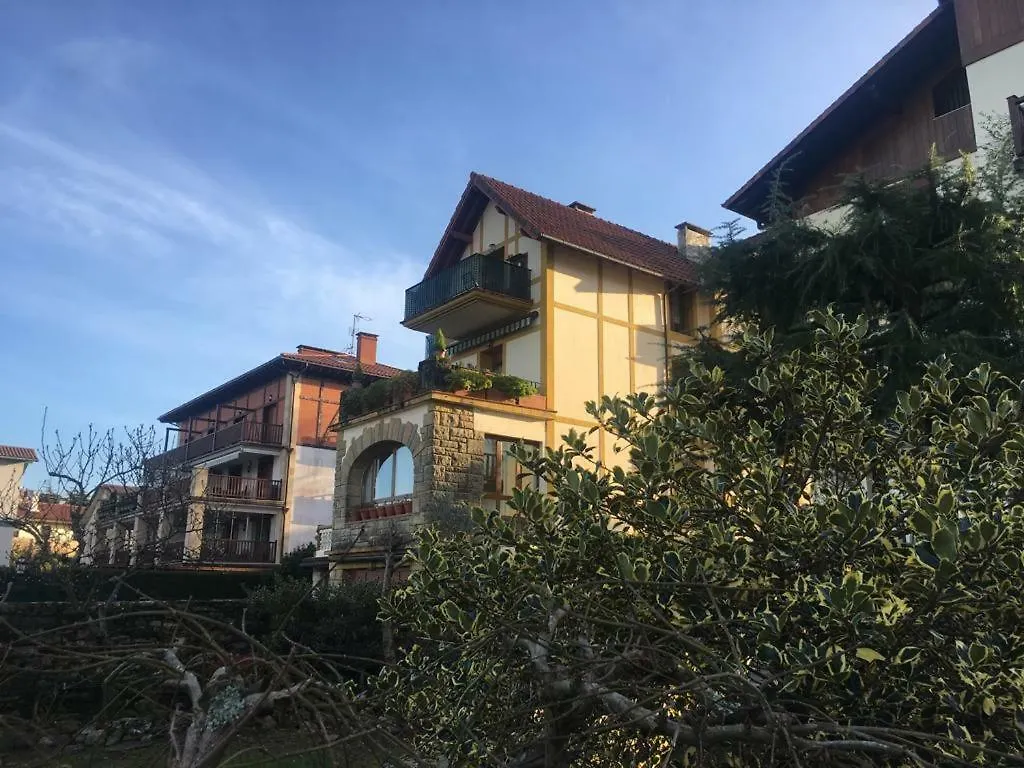 Apartamento Piso reformado en 1ª línea Hondarribia