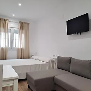 https://apartamentos-caballo-rojo.es-andalucia.com